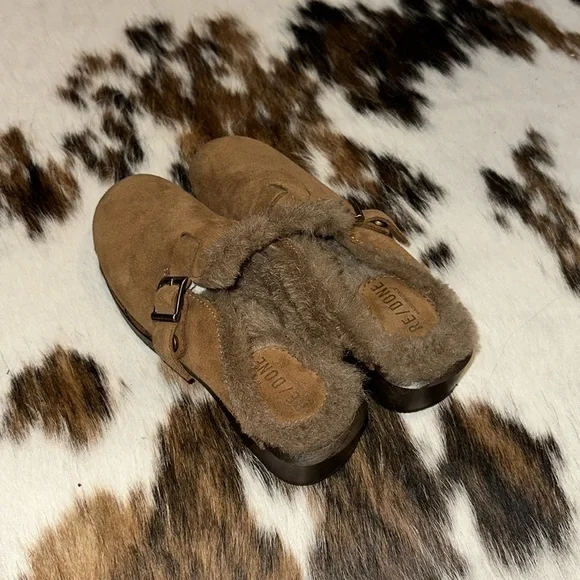 RE/DONE Cottagecore Brown Suede Clogs - Picture 4 of 8